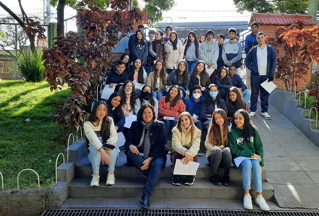 Estudantes da EE Ilídio da Costa Pereira após reunião de elaboração dos planos. Foto: Arquivo Escolar. 
